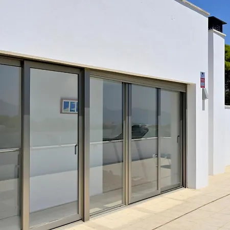 Moderna Welcs Con Piscina Y Vistas Al Mar Llançà