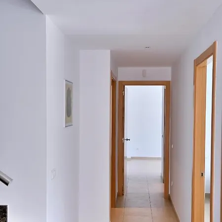 Сasa de vacaciones Moderna Welcs Con Piscina Y Vistas Al Mar Llançà