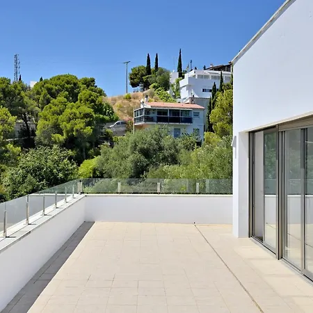 Сasa de vacaciones Moderna Welcs Con Piscina Y Vistas Al Mar